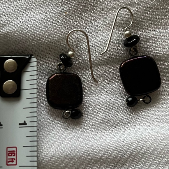 Multicolored box design dangle earring with swirl etch inside - Picture 3 of 3